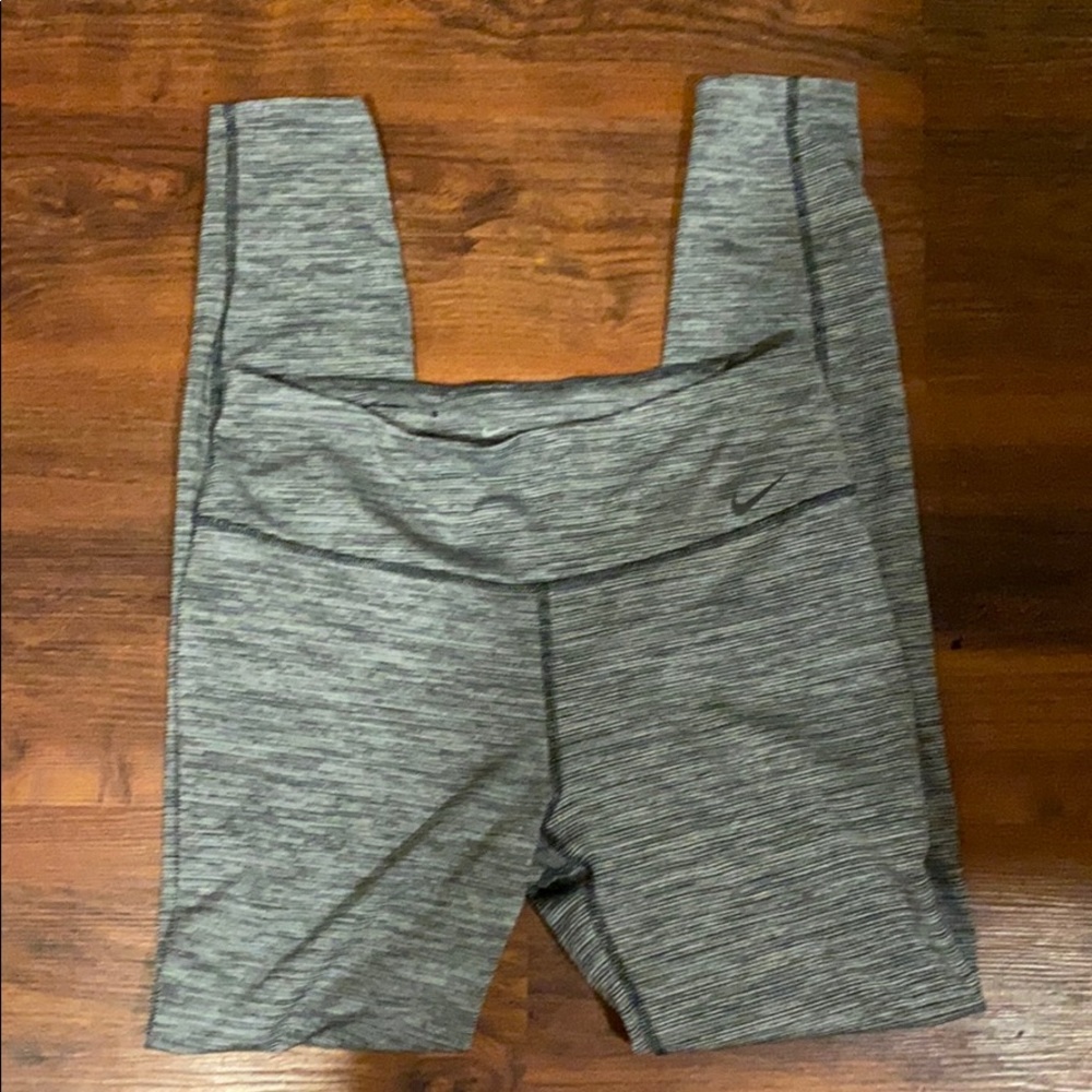 Nike leggings